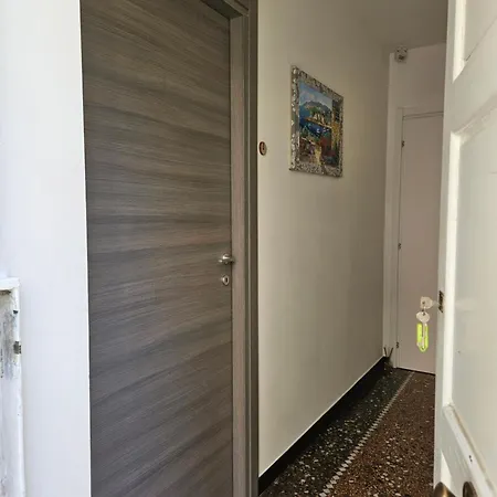House Leomar Di Sara *