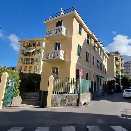 House Leomar Di Sara * Janov